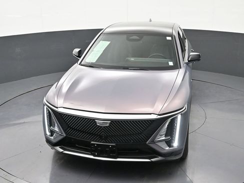 Used 2025 Cadillac Lyriq Luxury AWD/4WD image 23