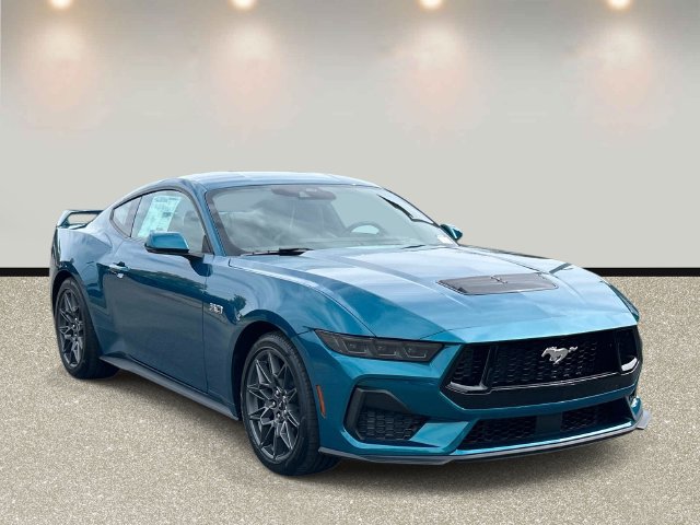 New 2026 Ford Mustang GT Premium w/ GT Performance Package RWD image 3