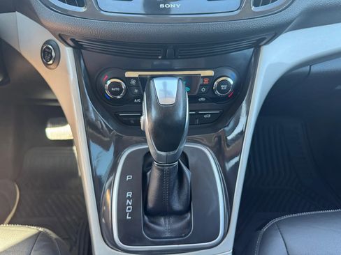 Used 2015 Ford C-MAX Energi SEL w/ Equipment Group 302A image 13