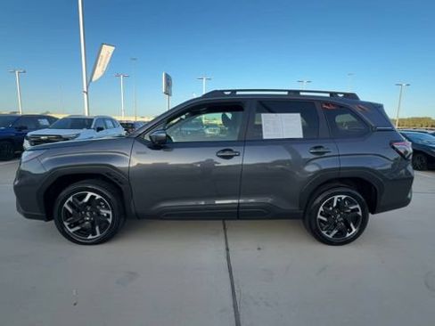 Used 2026 Subaru Forester Premium AWD/4WD image 5