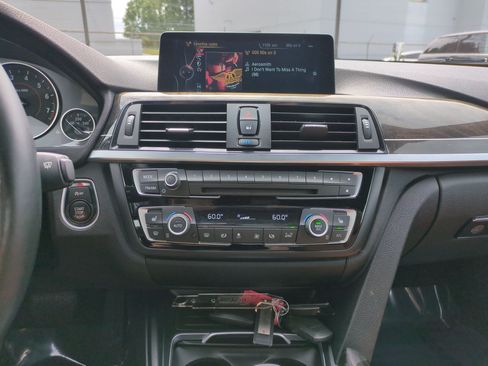 Used 2016 BMW 435i xDrive Convertible AWD/4WD image 22