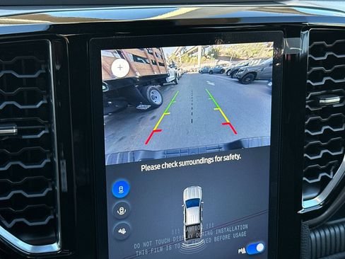 New 2025 Ford Ranger XLT w/ Black Appearance Package image 18