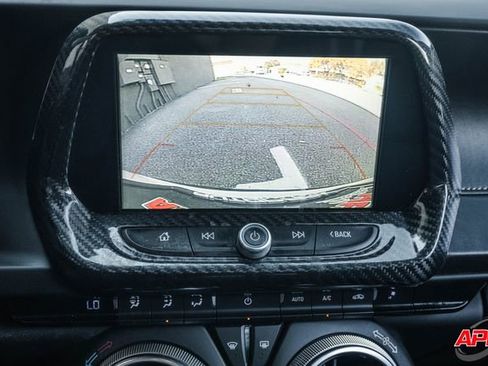 Used 2018 Chevrolet Camaro SS image 69