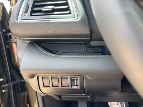 Certified 2025 Subaru Ascent Touring AWD/4WD image 22