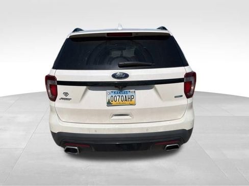 Used 2017 Ford Explorer Sport w/ Equipment Group 401A AWD/4WD image 4