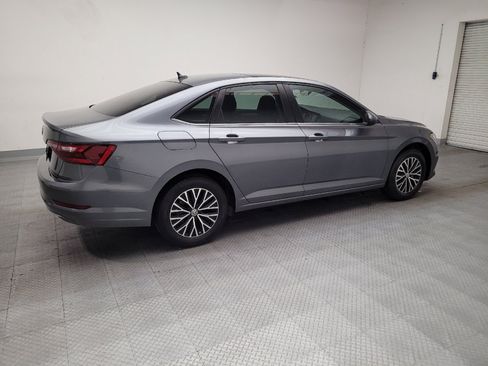 Used 2021 Volkswagen Jetta SE FWD image 10