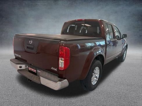 Used 2016 Nissan Frontier SV image 6