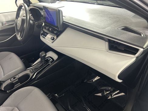 Used 2024 Toyota Corolla SE image 27