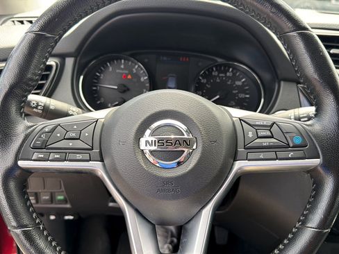 Used 2022 Nissan Rogue Sport SV w/ Technology Package AWD/4WD image 19