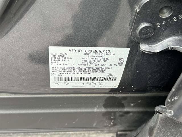Used 2022 Ford Explorer XLT AWD/4WD image 11