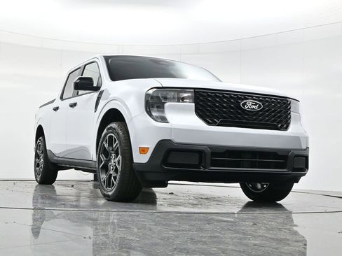 New 2025 Ford Maverick XLT w/ Equipment Group 301A image 45