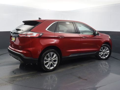 Used 2024 Ford Edge Titanium image 4