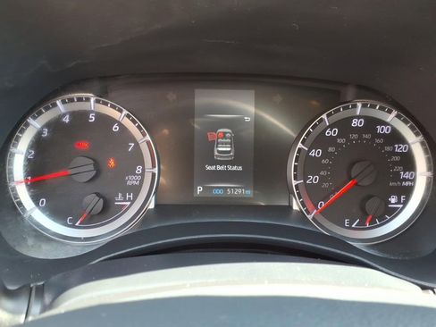Used 2022 Toyota Highlander L AWD/4WD image 31