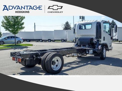 New 2025 Chevrolet Low Cab Forward 5500XG RWD image 2