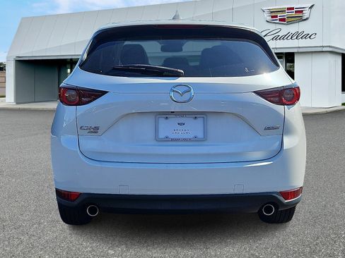 Used 2017 MAZDA CX-5 Touring w/ Preferred Equipment Package image 5