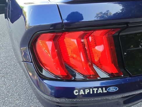 Used 2020 Ford Mustang Coupe w/ Equipment Group 101A RWD image 28