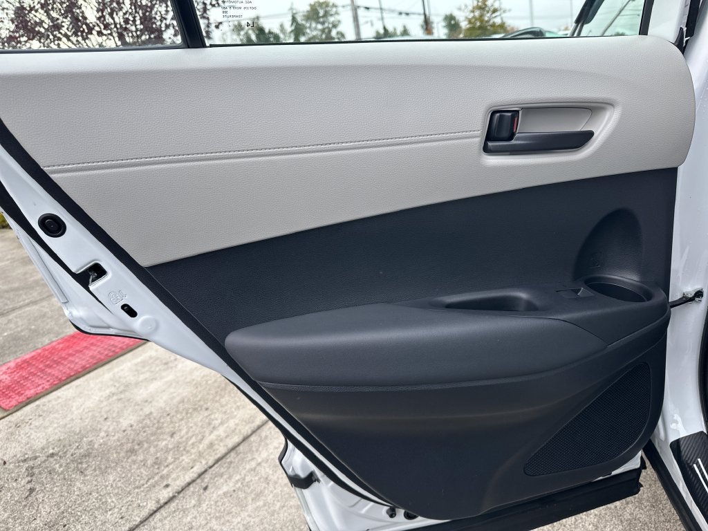 Certified 2024 Toyota Corolla Cross L AWD/4WD image 13