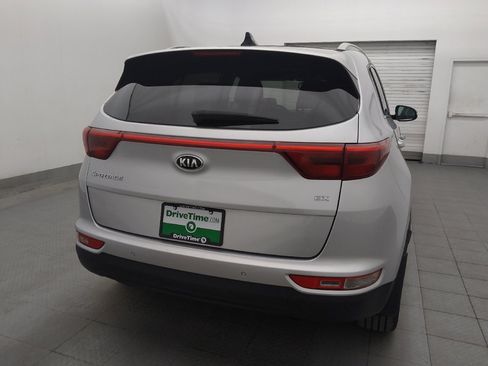 Used 2017 Kia Sportage EX w/ EX Technology Package FWD image 7