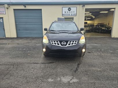 Used 2011 Nissan Rogue SV w/ SL Pkg