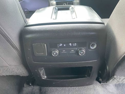 Used 2019 Chevrolet Suburban LS image 16