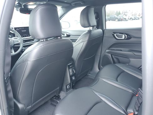 New 2026 Jeep Compass Limited image 10