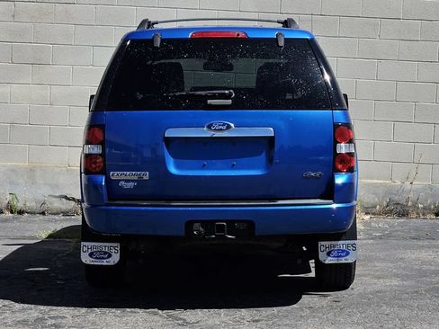 Used 2010 Ford Explorer XLT AWD/4WD image 4