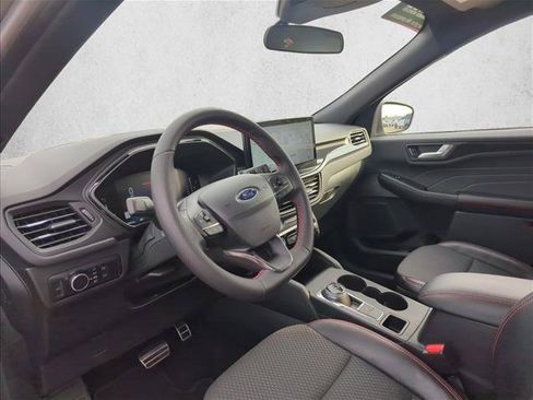 Used 2024 Ford Escape ST-Line w/ Tech Pack #1 FWD image 10