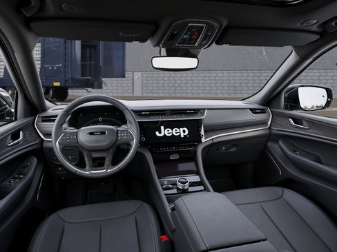 New 2026 Jeep Grand Cherokee L Limited image 17