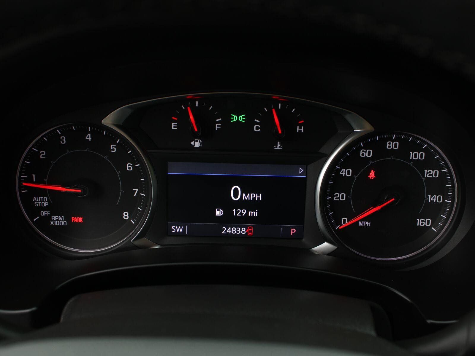 Used 2024 GMC Terrain SLT w/ Elevation Edition AWD/4WD image 12