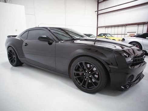 Used 2012 Chevrolet Camaro SS RWD image 7