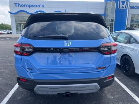 New 2025 Honda Pilot TrailSport image 6