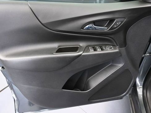 Used 2021 Chevrolet Equinox LT w/ LPO, Floor Liner Package FWD image 28