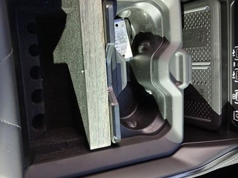 Used 2025 RAM 3500 Limited image 52