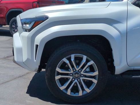 Used 2025 Toyota 4Runner TRD Sport Premium AWD/4WD image 34