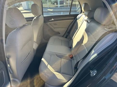 Certified 2019 Volkswagen Golf SE w/ Driver Assistance Package image 31