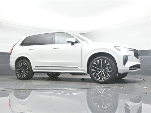 New 2026 Volvo XC90 B6 Ultra image 38