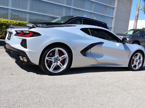 Used 2022 Chevrolet Corvette Stingray Coupe w/ 1LT image 8