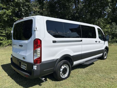 Used 2025 Ford Transit 350 XL RWD image 3
