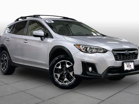 Used 2019 Subaru Crosstrek 2.0i Premium AWD/4WD image 3