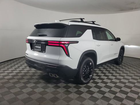 New 2026 Chevrolet Traverse LT w/ Midnight/Sport Edition image 4