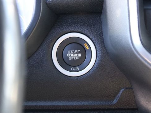 Used 2020 RAM 1500 Laramie image 27