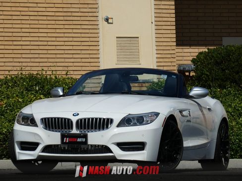 Used 2015 BMW Z4 sDrive35is RWD image 4