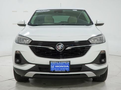 Used 2021 Buick Encore GX Preferred w/ Cold Weather Comfort Package AWD/4WD image 2