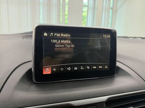 Used 2016 MAZDA MAZDA3 i Touring w/ Popular Equipment Package FWD image 27