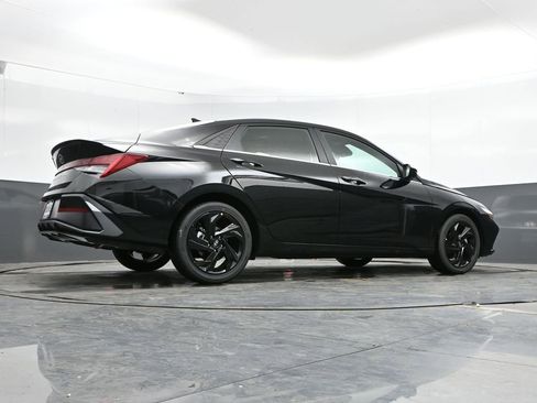 New 2026 Hyundai Elantra SEL Sport Premium FWD image 40