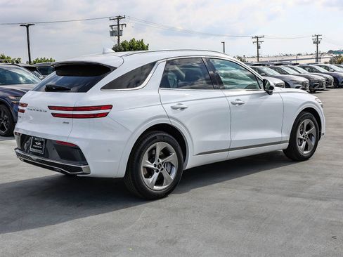 Used 2026 Genesis GV70 2.5T Advanced AWD/4WD image 4