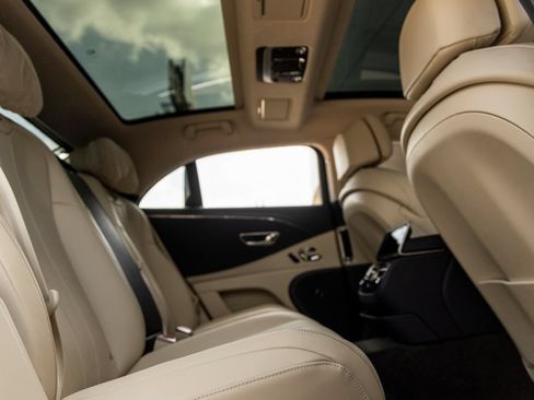 Used 2026 Bentley Flying Spur Plug-In Hybrid AWD/4WD image 46