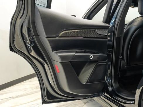 Used 2023 Maserati Grecale GT AWD/4WD image 59