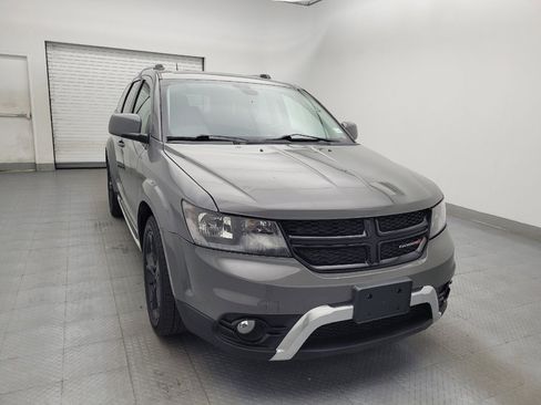 Used 2020 Dodge Journey Crossroad w/ Popular Equipment Group FWD image 14