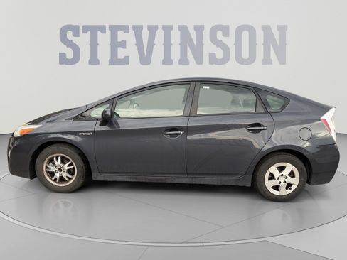 Used 2010 Toyota Prius FWD image 2